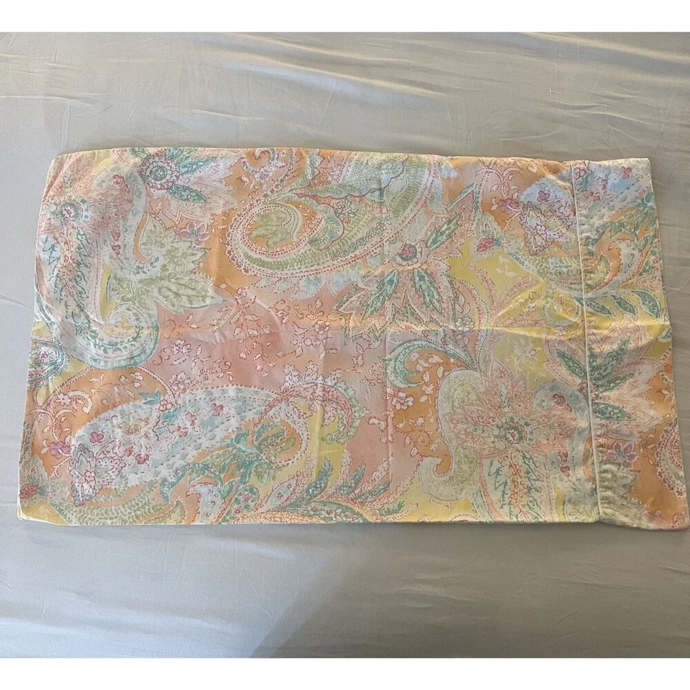 Ralph Lauren Vintage Jamaica Paisley Coral Peach Standard Pillowcases Set of 2 ￼